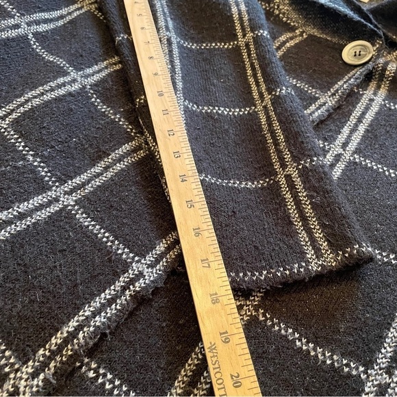 Ellen Tracy Wool Blend Cardigan Sweater Coat Plus Size 2X Black
Windowpane Check - Picture 10 of 10